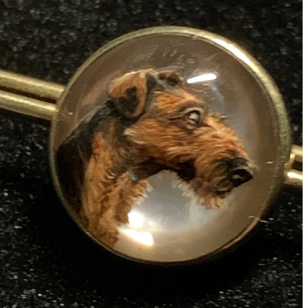 Antique 14K Gold Essex Crystal Airedale Terrier Dog Reverse Intaglio Bar Pin